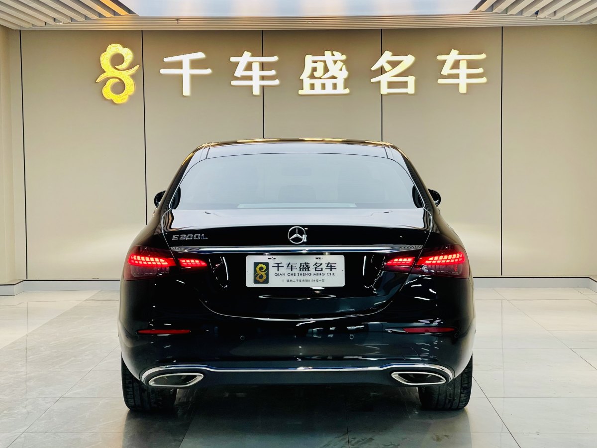 奔馳 奔馳E級  2023款 改款 E 300 L 時(shí)尚型圖片