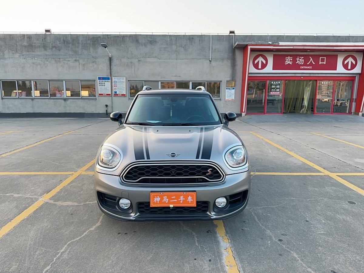 MINI COUNTRYMAN  2018款 2.0T COOPER S ALL4 經(jīng)典派圖片