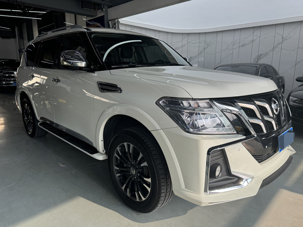 日產(chǎn) 途樂(lè)  2018款 4.0L 旗艦型圖片