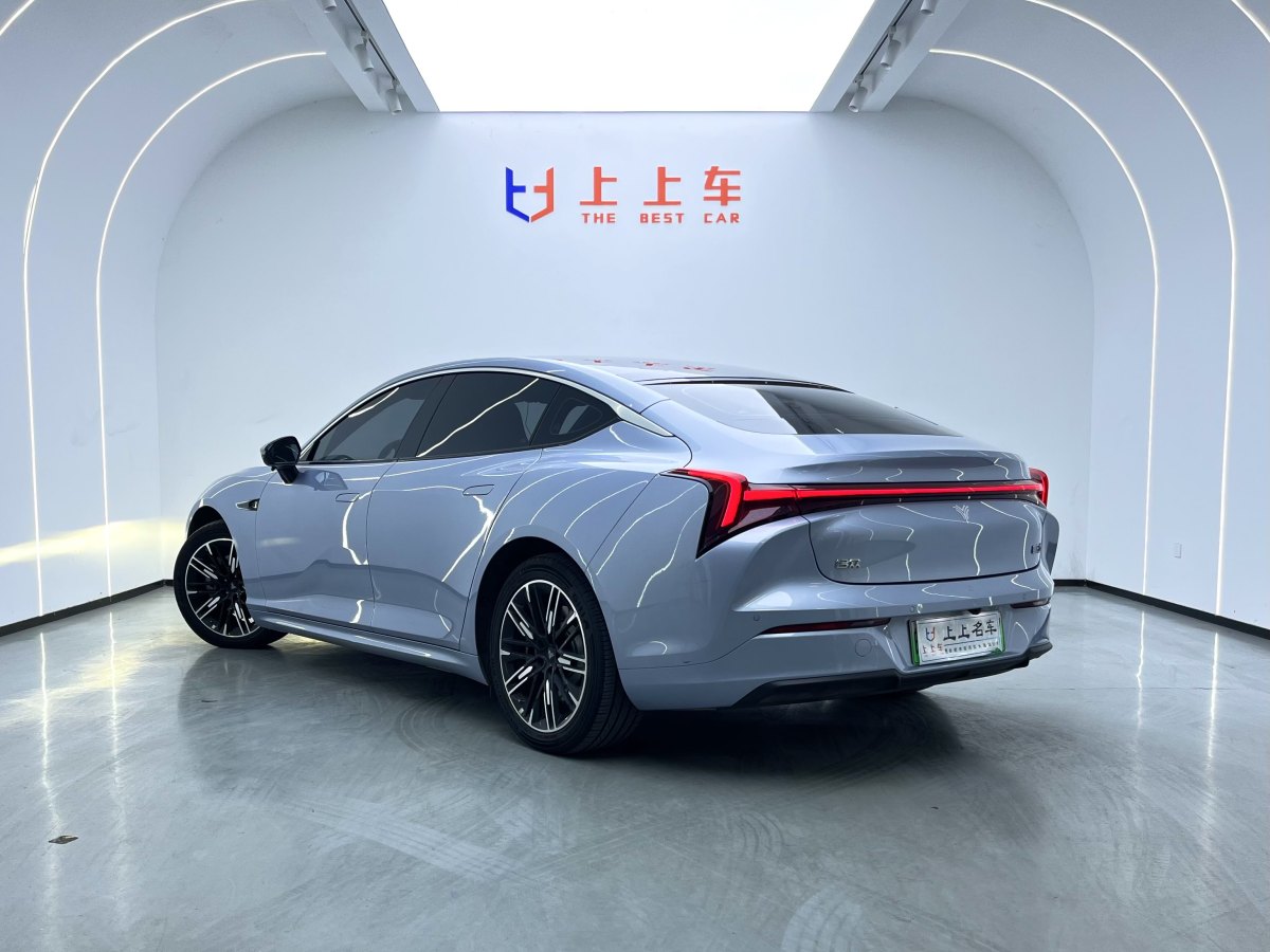 哪吒 哪吒S  2024款 純電 520km 后驅(qū)Lite版圖片