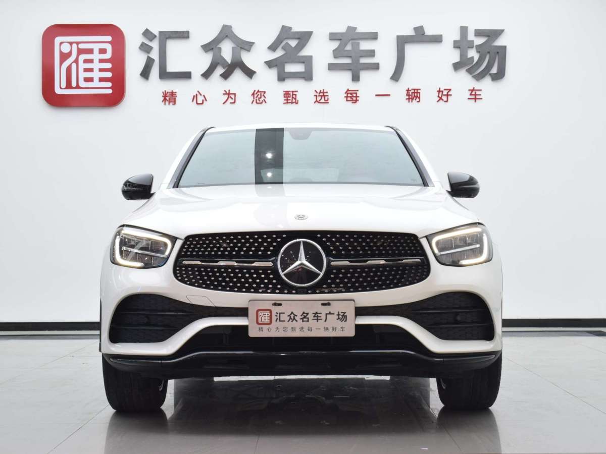 2022年6月奔馳 奔馳GLC  2022款 改款 GLC 260 4MATIC 轎跑SUV