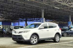 RAV4荣放 丰田 2.5L 自动四驱精英版