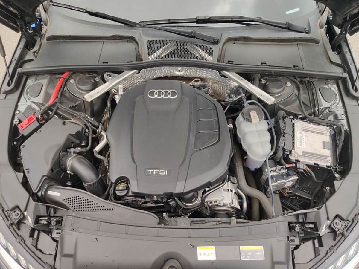 奧迪 奧迪A4L  2022款 40 TFSI 豪華動感型圖片