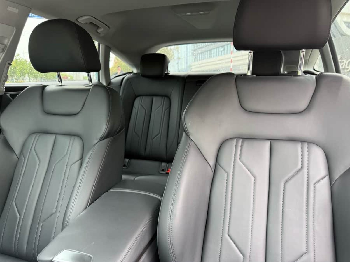 奧迪 奧迪A7  2022款 45 TFSI 臻選型圖片