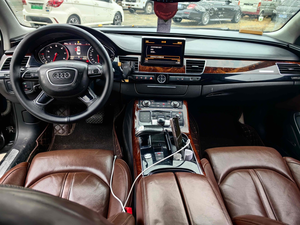 奧迪 奧迪A8  2013款 A8L 45 TFSI quattro豪華型圖片