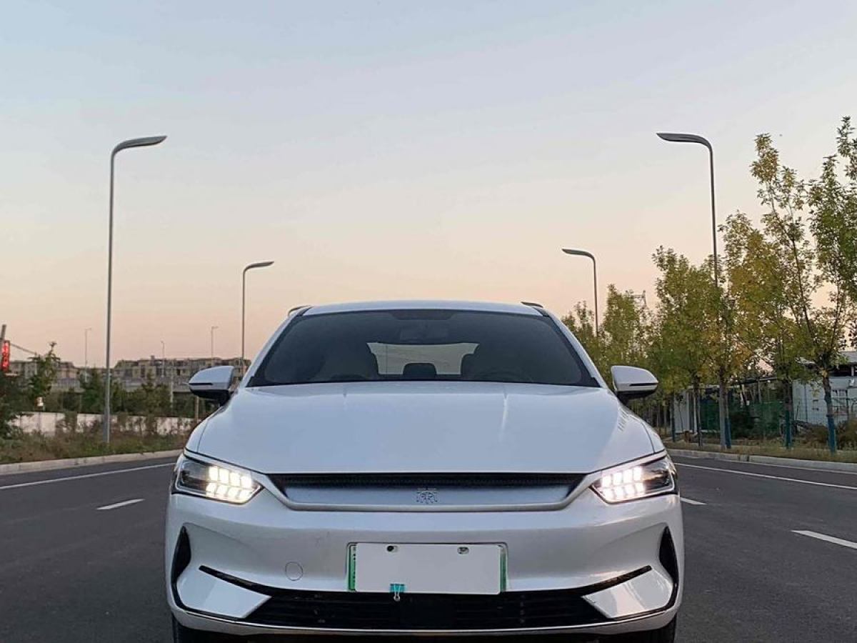 比亞迪 秦PLUS  2023款 冠軍版 EV 510KM領(lǐng)先型圖片