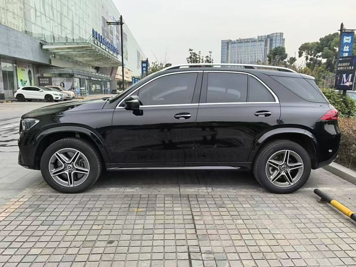 奔馳 奔馳GLE  2024款 GLE 450 4MATIC 時(shí)尚型圖片