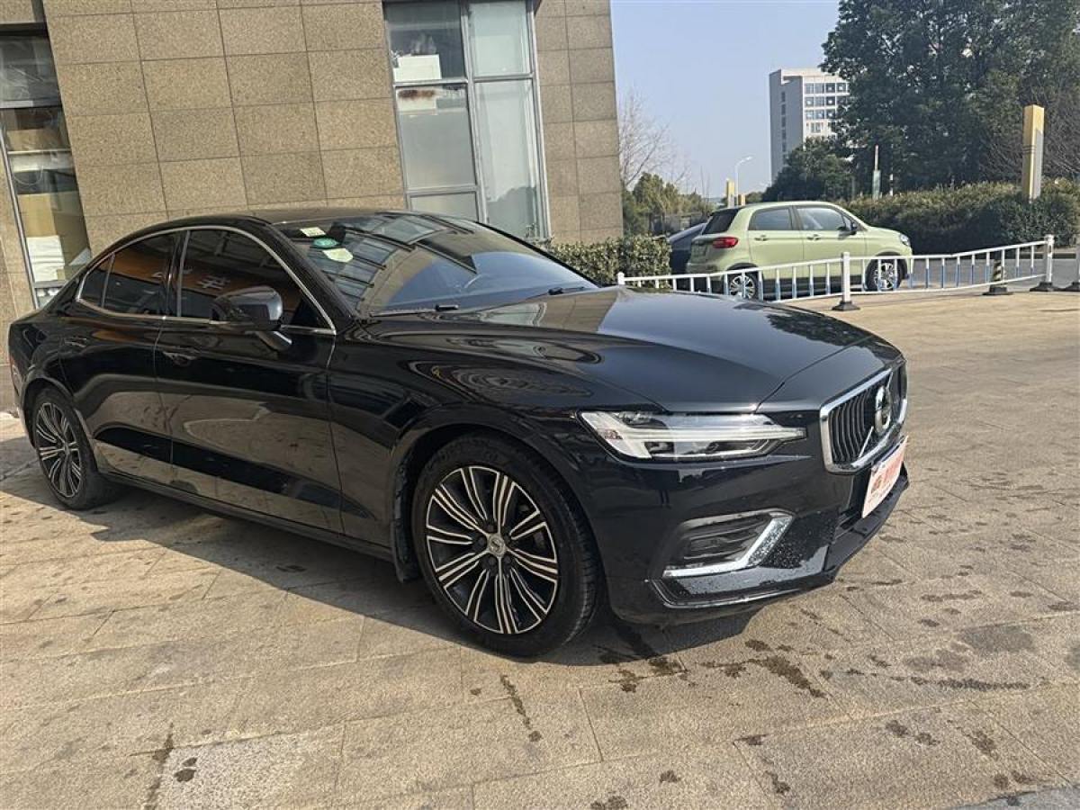 2021年1月沃爾沃 S60L  2021款 T4 智遠豪華版