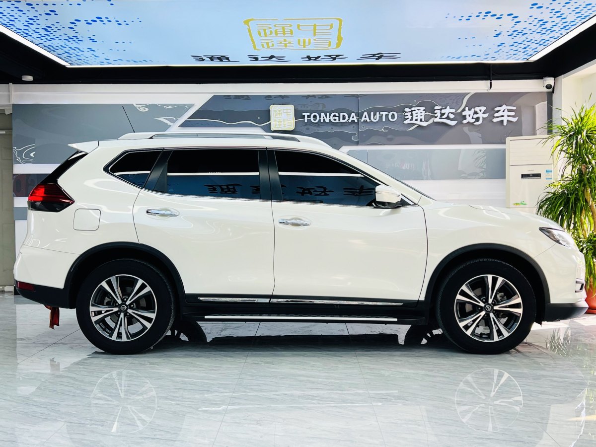 日產(chǎn) 奇駿  2021款 2.5L CVT 4WD XL ITS豪華紀(jì)念版圖片