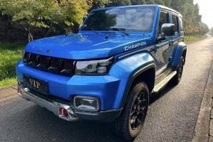 BJ40 北京  PLUS 2.3T 自動四驅(qū)尊享版 國VI