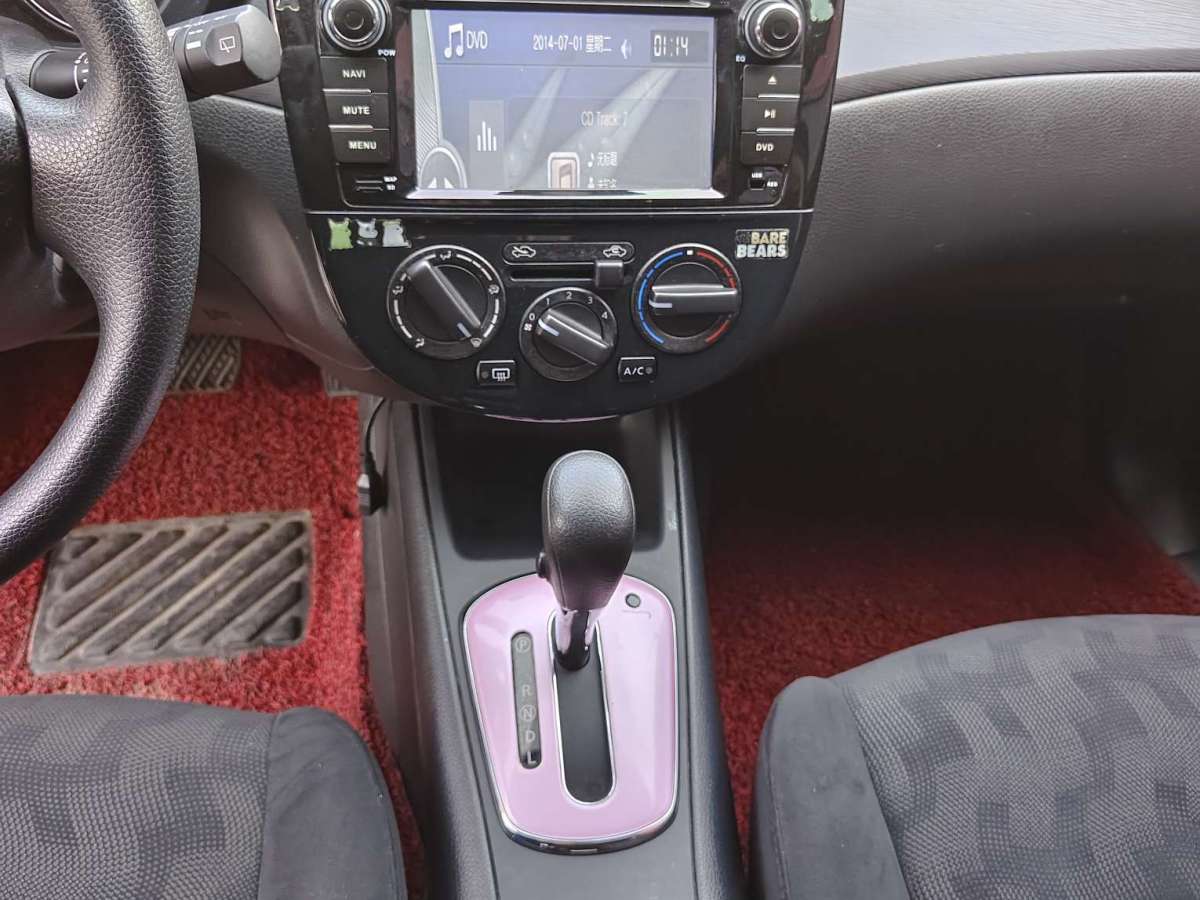 2015年8月日产 骐达  2014款 1.6L CVT舒适型