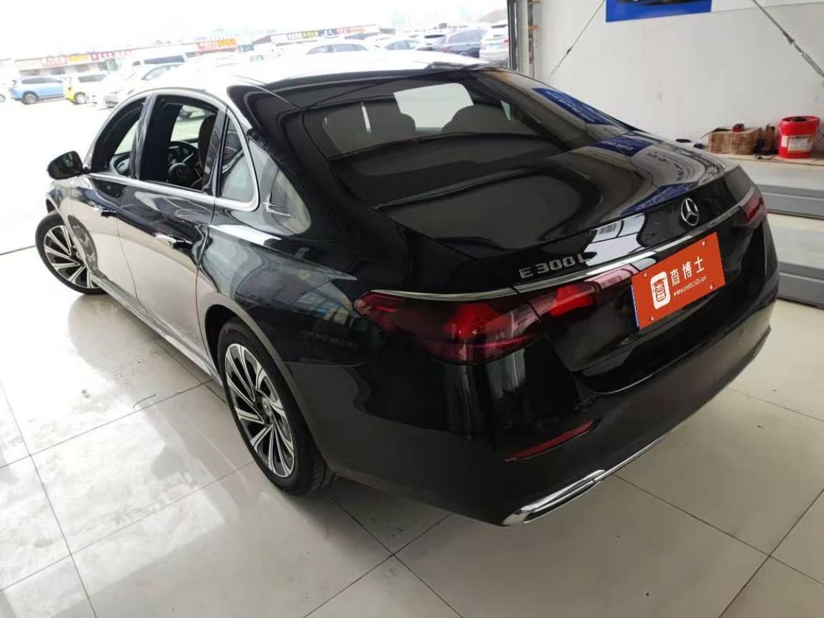 奔馳 奔馳E級(jí)  2024款 E 300 L 豪華型圖片