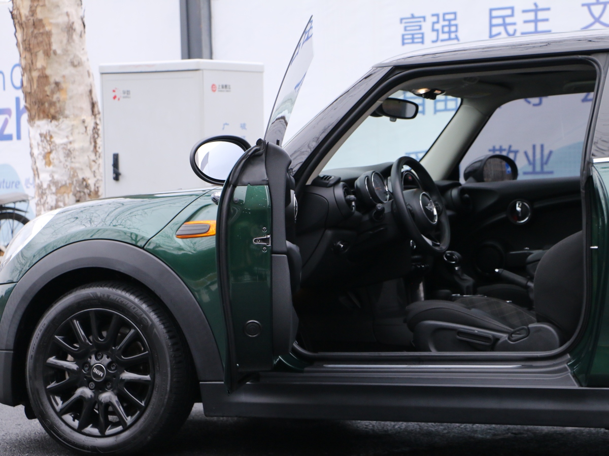 MINI CLUBMAN  2016款 改款 1.5T COOPER圖片