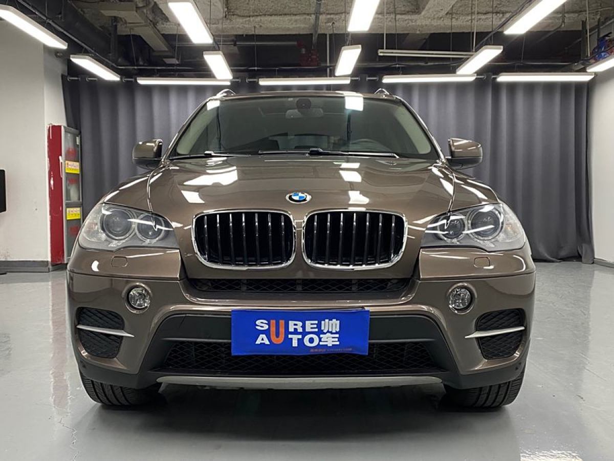 寶馬 寶馬X5  2011款 xDrive35i 領(lǐng)先型圖片