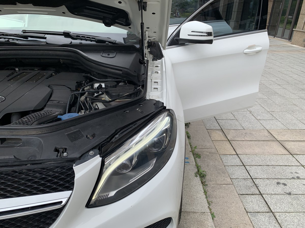 奔馳 奔馳GLE轎跑  2018款 GLE 320 4MATIC 轎跑SUV圖片