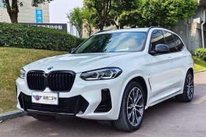 寶馬X3 寶馬 xDrive30i 領(lǐng)先型 M曜夜套裝