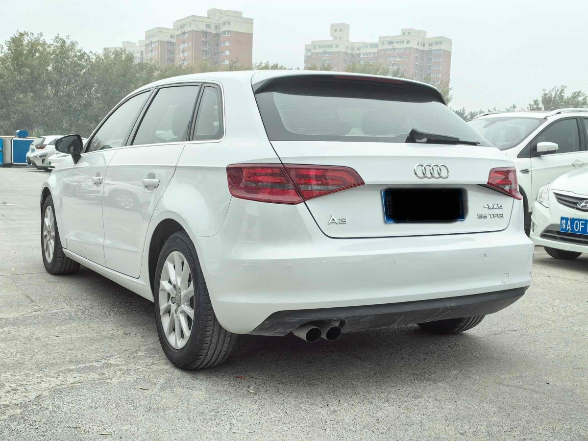 奧迪 奧迪A3  2016款 Sportback 35 TFSI 進(jìn)取型圖片