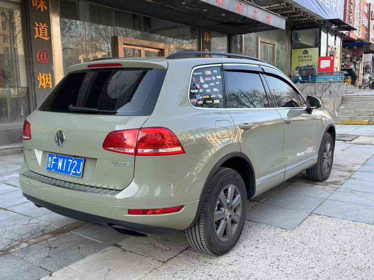 大眾 途銳  2014款 3.0TSI 黑色探險(xiǎn)者圖片