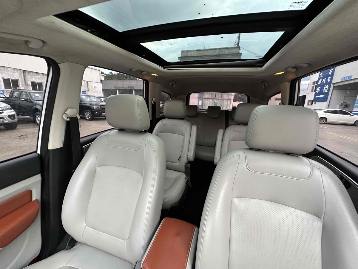 北汽幻速 H3  2017款 1.5L 手动舒适天窗版图片