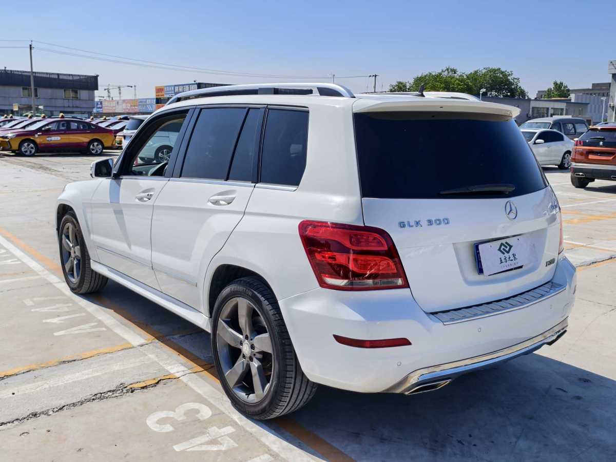 奔馳 奔馳GLK級(jí)  2013款 GLK 300 4MATIC 動(dòng)感天窗型圖片