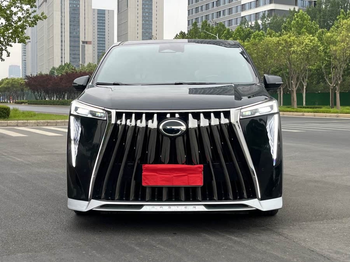 廣汽傳祺 M8  2024款 宗師系列 雙擎 至尊版圖片