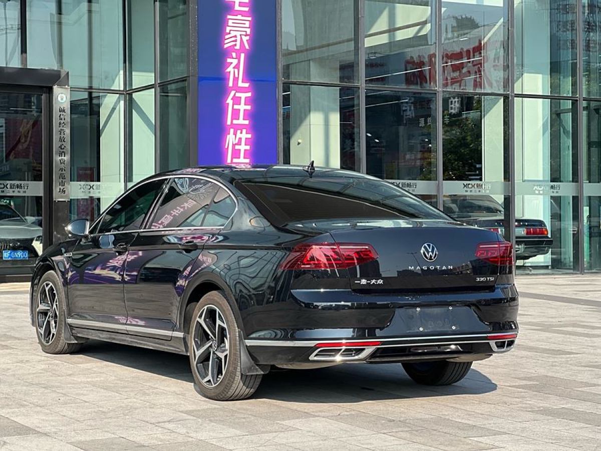 大眾 邁騰  2023款 200萬輛紀(jì)念版 330TSI DSG豪華型圖片