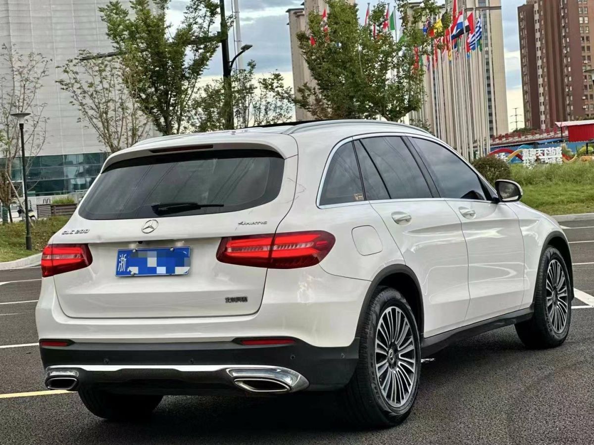 2018年8月奔馳 奔馳GLC轎跑 AMG  2018款 AMG GLC 63 S 4MATIC+ 轎跑SUV