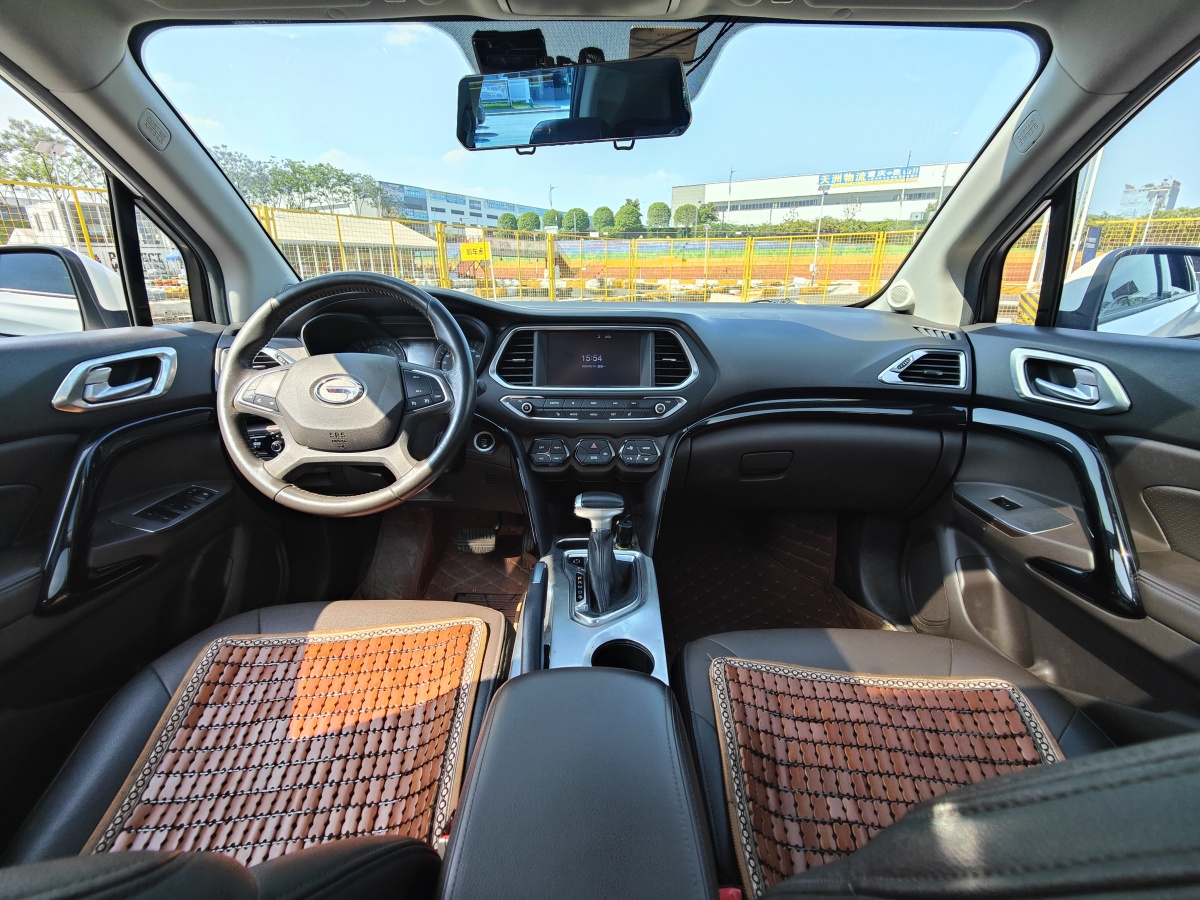 廣汽傳祺 GS4  2015款 200T G-DCT豪華版圖片