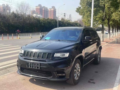 2015年5月 Jeep 大切諾基(進(jìn)口) 3.6L 精英導(dǎo)航版圖片