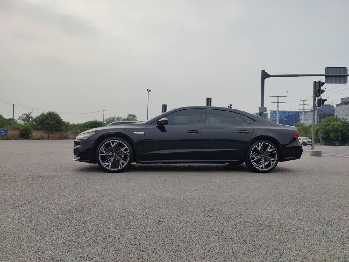 奧迪 奧迪A7L  2024款 45 TFSI quattro S-line 黑武士版圖片