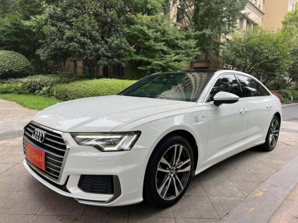 奥迪 奥迪A6L  2019款 40 TFSI 豪华动感型