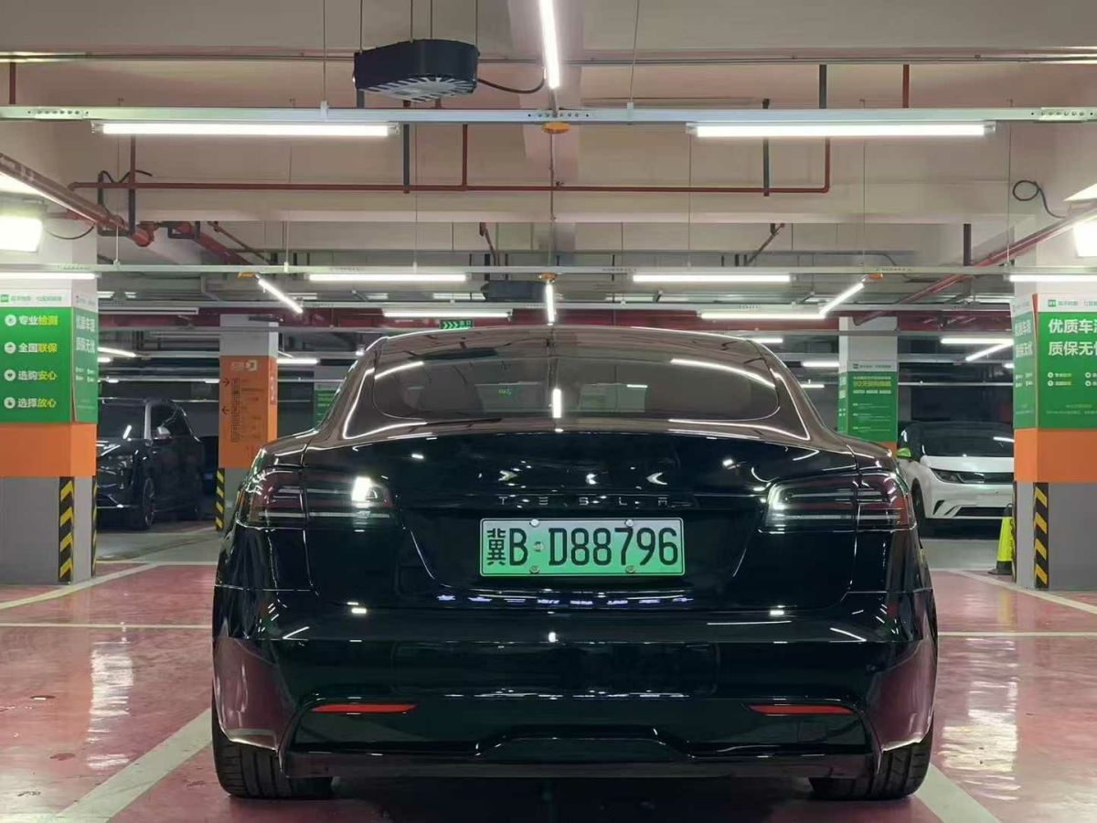 特斯拉 Model S  2023款 三電機(jī)全輪驅(qū)動(dòng) Plaid版圖片