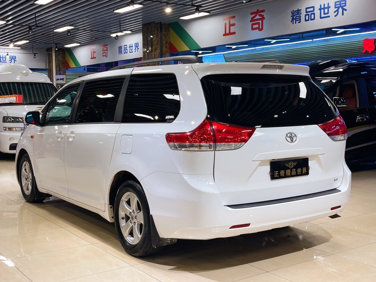 豐田 塞納  2011款 3.5L 兩驅自動型圖片