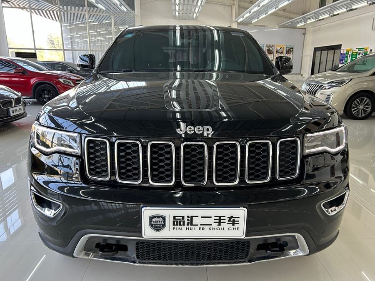 2021年11月Jeep 大切諾基  2020款 3.0L 精英導(dǎo)航版