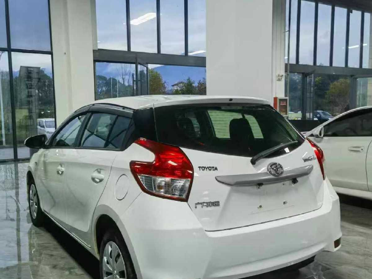 豐田 YARiS L 致炫  2015款 1.5E 自動魅動版圖片