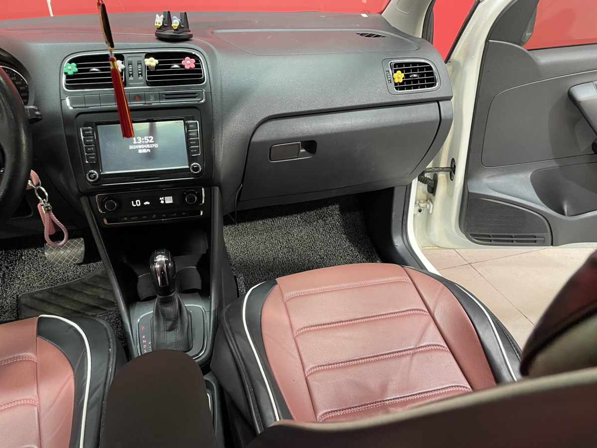 2015年4月大众 Polo  2014款 1.6L 自动舒适版