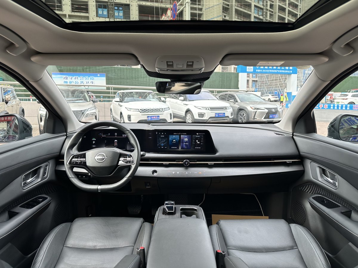 日產(chǎn) Ariya艾睿雅  2022款 兩驅(qū)長(zhǎng)續(xù)航頂配版圖片