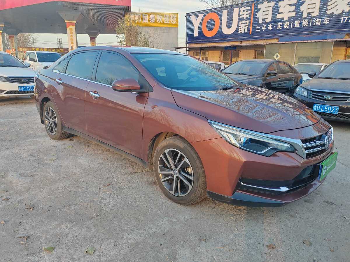 啟辰 D60  2018款 1.6L 手動(dòng)智聯(lián)豪華版圖片