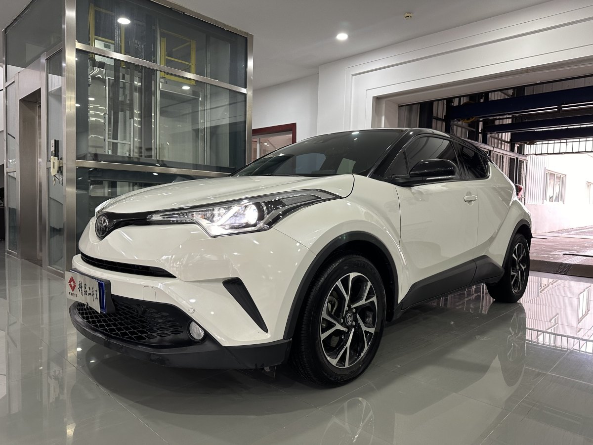 2019年10月豐田 C-HR  2018款 2.0L 領(lǐng)先版 國(guó)V