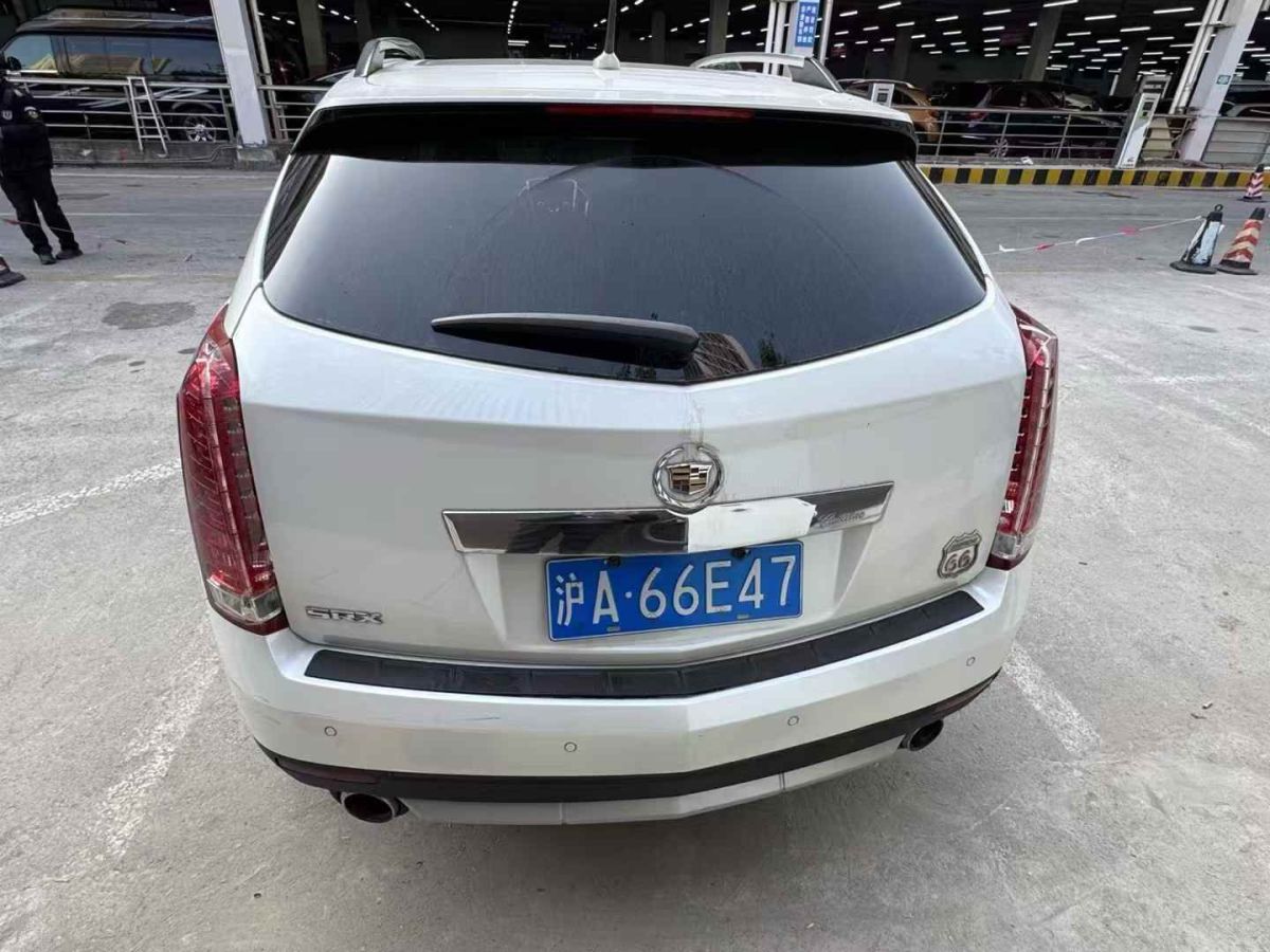 凱迪拉克 SRX  2013款 3.0L 精英型圖片