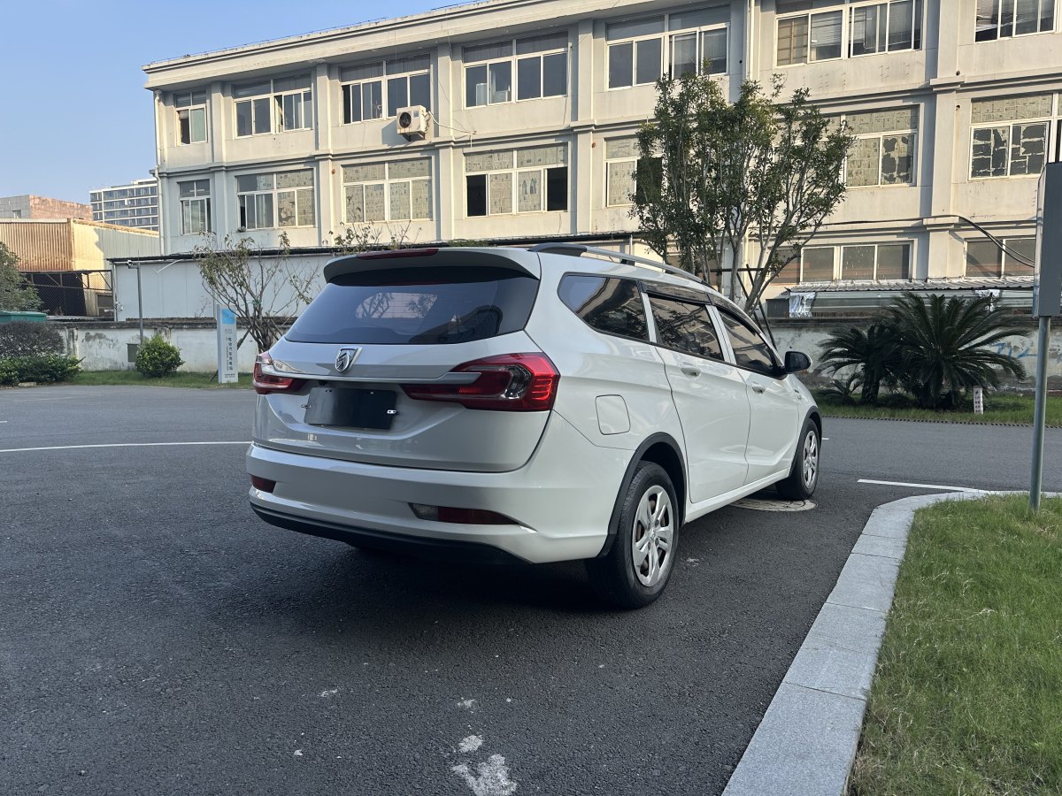 寶駿 310W  2019款  1.5L 手動舒適型 國VI圖片