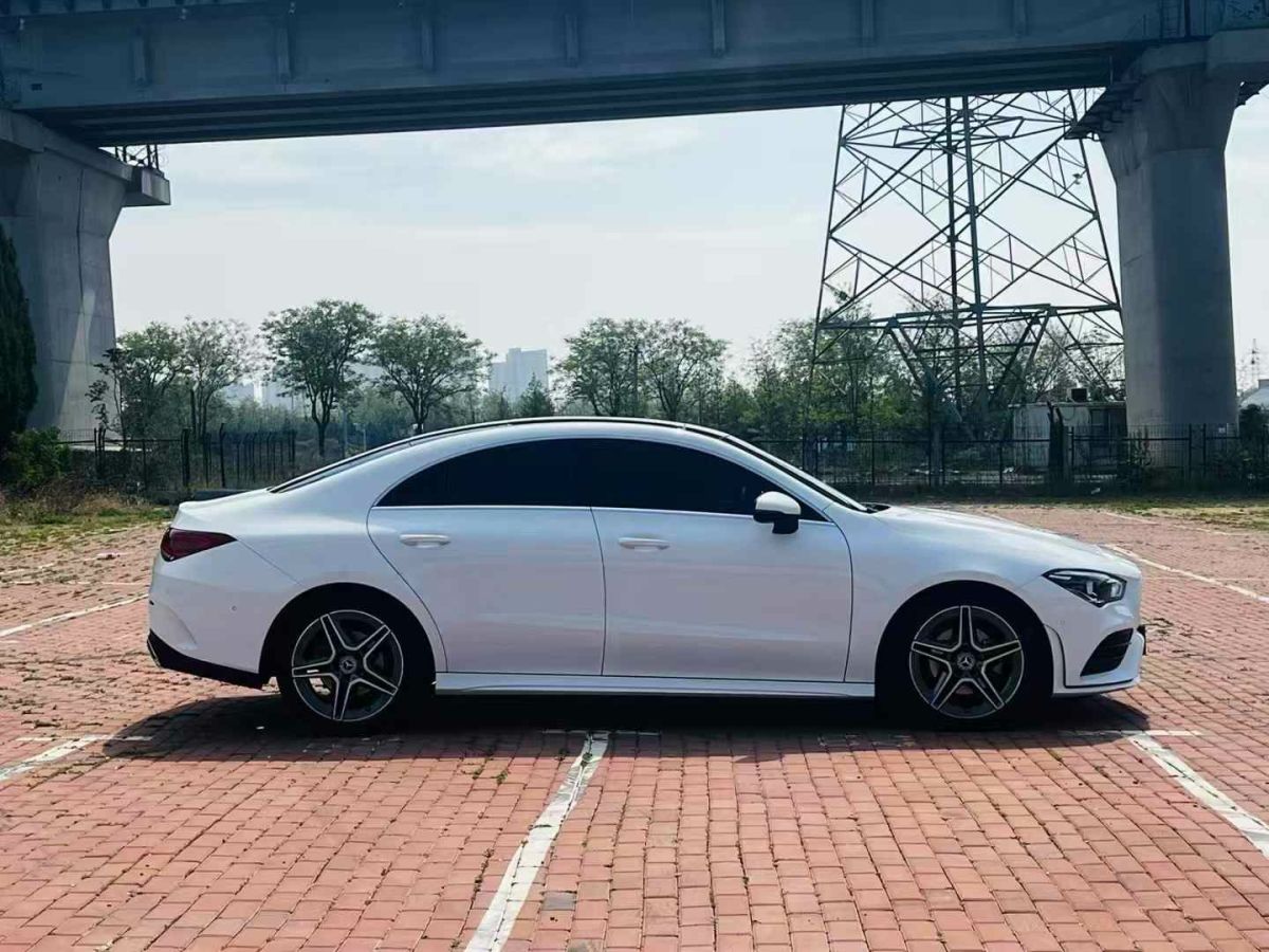 奔馳 奔馳CLA級(jí)  2021款 CLA 260 4MATIC圖片