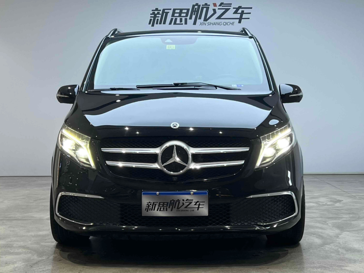 2022年8月奔馳 V級(jí)  2022款 V 260 L 長(zhǎng)軸距尊貴版