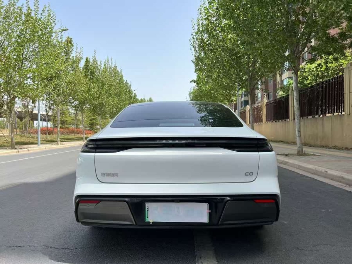 銀河 銀河E8  2024款 665km 星艦 遠(yuǎn)航版圖片