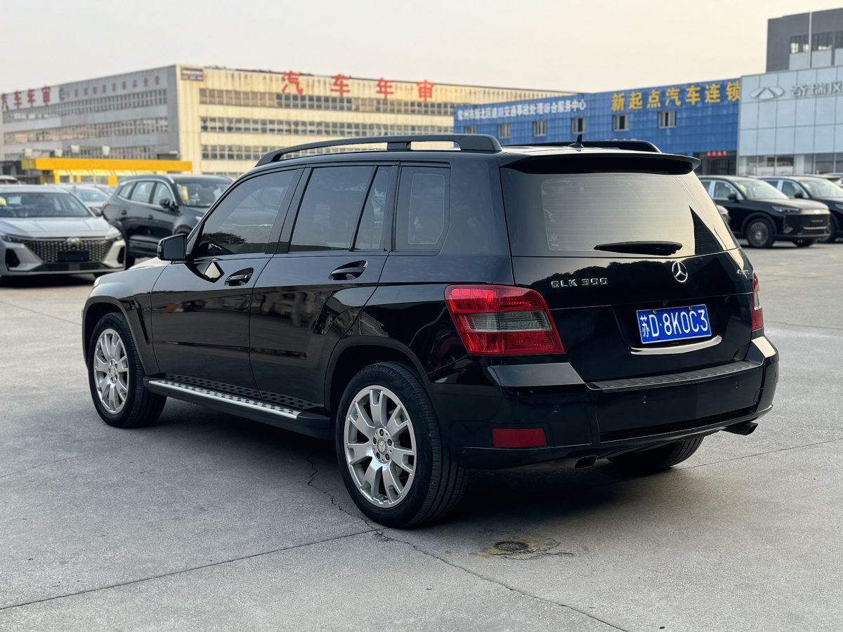 奔馳 奔馳GLK級  2010款 GLK 300 4MATIC 時尚型圖片