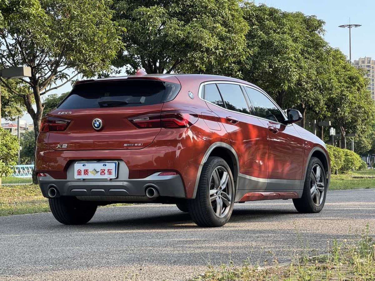 寶馬 寶馬X2  2020款 sDrive25i 領(lǐng)先型M運動套裝圖片