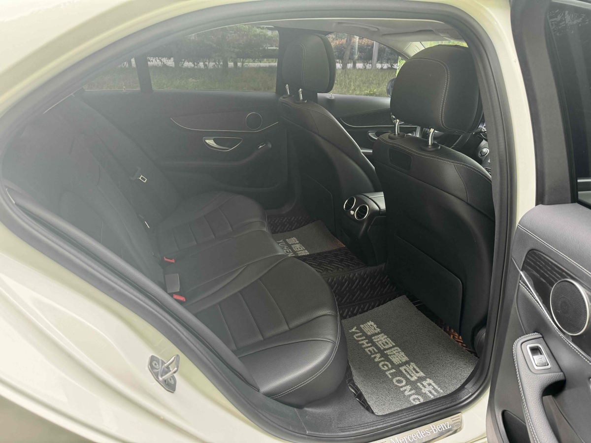 2018年3月奔驰 奔驰C级  2017款 改款 C 200 L