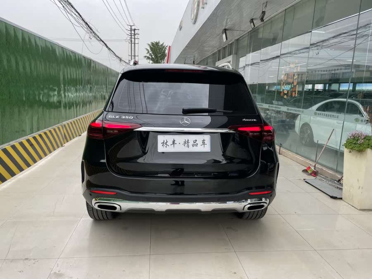 奔馳 奔馳GLE  2024款 改款 GLE 350 4MATIC 時(shí)尚型圖片