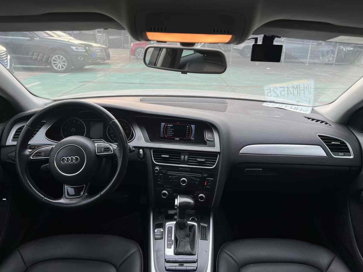 奥迪 奥迪A4L  2015款 35 TFSI 自动标准型图片