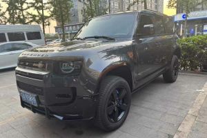 衛(wèi)士 路虎 110 V8